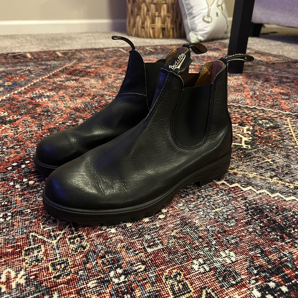 Blundstone Black Ankle Boots with Elastic Panels